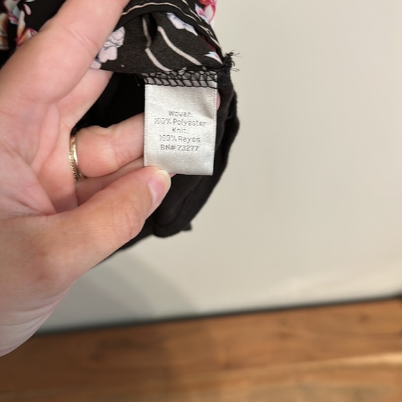 Lauren Conrad Floral Blouse - Picture 8 of 10